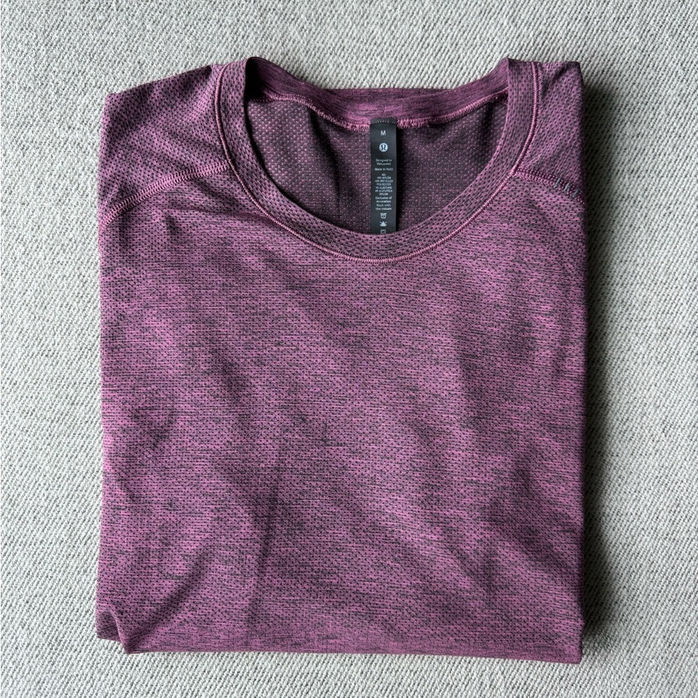 Lululemon Short Sleeve Tee - Medium